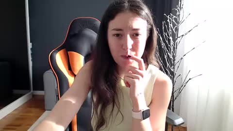 Snapshot of piscesgirl06 chatting on January 28, 8:57 am piscesgirl06 online show from January 28, 8:57 am