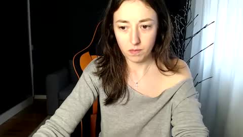 Snapshot of piscesgirl06 chatting on February 3, 9:08 am piscesgirl06 online show from February 3, 9:08 am