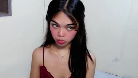 The Girl Named Eyve online show from April 22, 5:09 pm