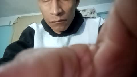 Snapshot of pito_suelto13 chatting on October 12, 12:14 am pito_suelto13 online show from October 12, 12:14 am