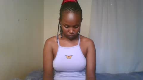 Snapshot of pixie_roman chatting on February 4, 12:22 pm Majesty online show from February 4, 12:22 pm