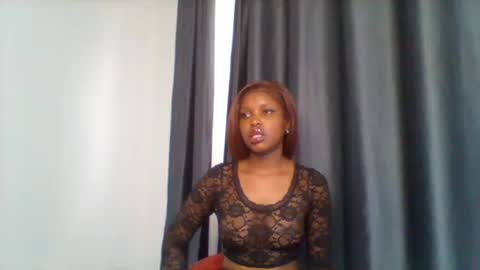 Snapshot of pixie_roman chatting on October 14, 9:12 am Majesty online show from October 14, 9:12 am