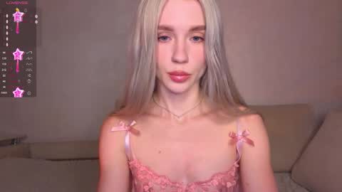 Emmy and Edward online show from November 23, 2:59 pm