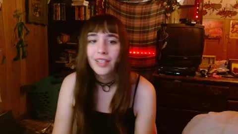 Izzy online show from January 17, 5:21 am