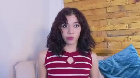 cris online show from July 11, 3:55 am