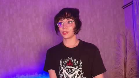 cris online show from March 11, 3:20 am