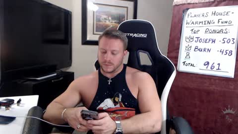 Player online show from February 6, 5:35 am