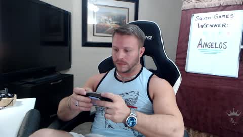 Player online show from January 12, 8:04 am