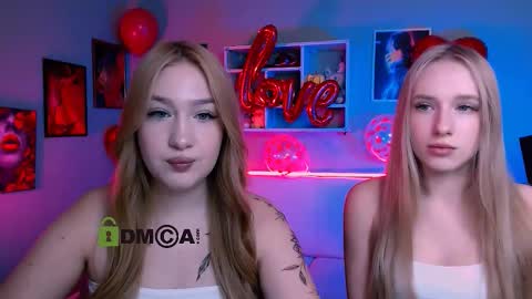 Sophie online show from February 9, 8:33 pm