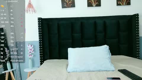 Snapshot of playfuljust_18 chatting on October 19, 6:56 pm SAMARA online show from October 19, 6:56 pm