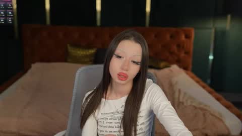 Lana online show from October 3, 3:09 pm