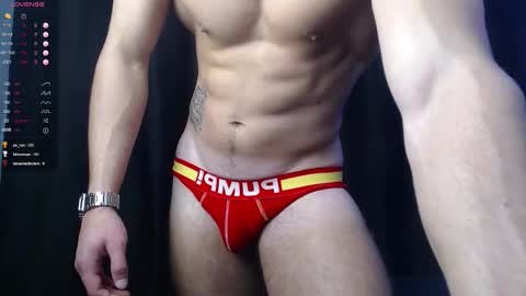 Snapshot of playmate_ chatting on October 7, 1:29 pm John online show from October 7, 1:29 pm