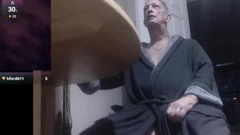 Play Me online show from October 17, 4:16 am