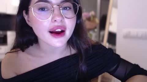 Mary online show from October 5, 9:11 pm