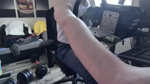 Hello ask me  . Im glad  to see you here in my room. Welcome PVT is open online show from April 21, 2:35 pm