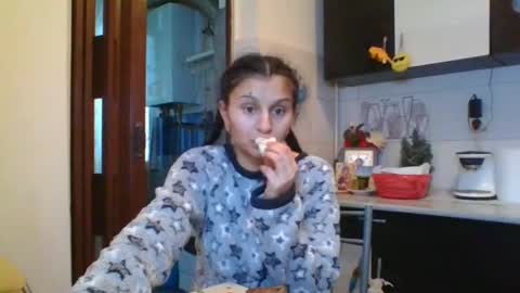 pleas3s_sweet online show from February 11, 3:29 pm