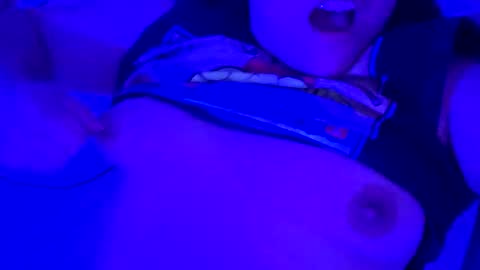 Julie online show from March 2, 7:48 am