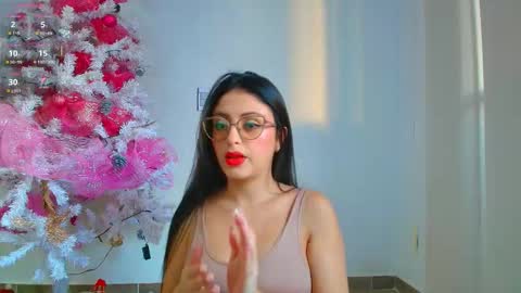 JUAN AND JULI online show from December 22, 10:27 pm