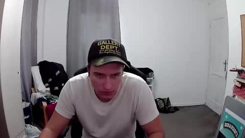 Snapshot of plkrisztian chatting on October 8, 7:36 am plkrisztian online show from October 8, 7:36 am