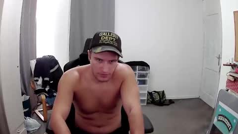 Snapshot of plkrisztian chatting on September 30, 8:08 pm plkrisztian online show from September 30, 8:08 pm