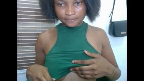 plumnjuicyx online show from November 14, 1:30 am