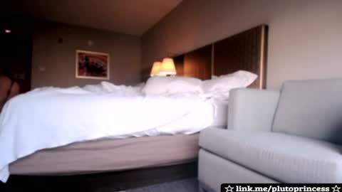 Pluto Princess online show from March 29, 10:22 pm