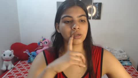 Snapshot of pocahontas_princess__ chatting on September 24, 2:13 pm Pocahontas online show from September 24, 2:13 pm