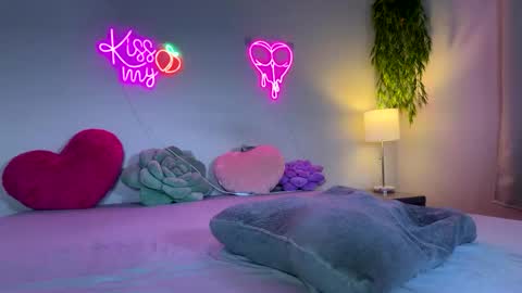 Jenna online show from January 17, 2:32 am