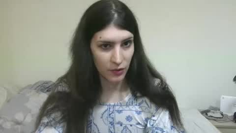 Poison Ivy  online show from May 15, 7:43 pm