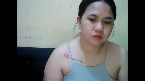 poisonousivy30 online show from April 26, 10:07 pm