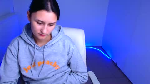 Pokahontas online show from January 18, 3:59 pm