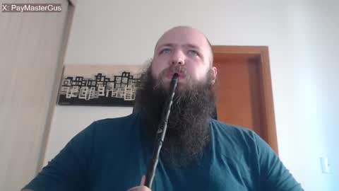 Bear online show from April 26, 2:58 pm