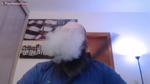 Bear online show from October 22, 5:10 am