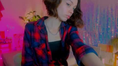 Snapshot of poli__ chatting on February 26, 12:52 am Martha online show from February 26, 12:52 am