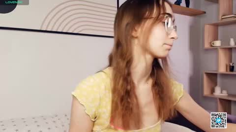 Polly online show from September 25, 10:44 am