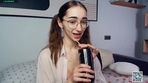 Polly online show from October 19, 7:35 am