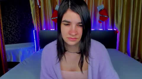 Polly online show from February 1, 7:05 am