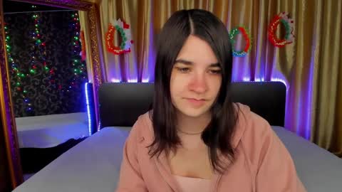 Polly online show from April 10, 6:30 am