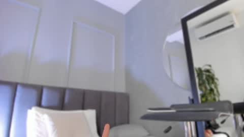Snapshot of pollybabe_ chatting on September 17, 10:52 am POLLY online show from September 17, 10:52 am