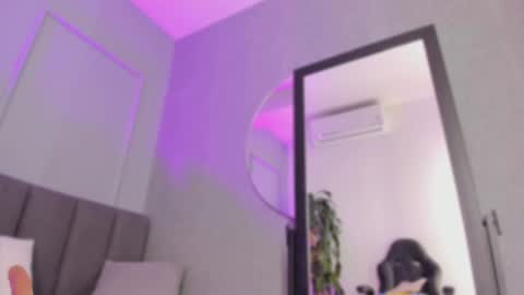 Snapshot of pollybabe_ chatting on September 11, 10:49 am POLLY online show from September 11, 10:49 am