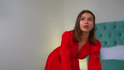 Polly online show from September 27, 6:49 pm