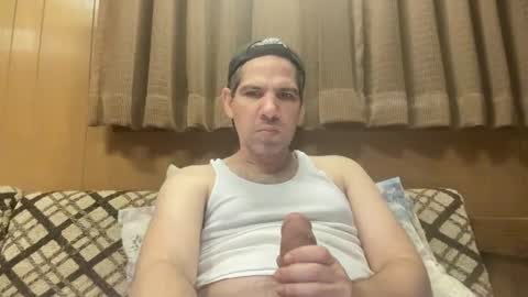 Snapshot of ponchynyc chatting on December 20, 7:12 am PONCH online show from December 20, 7:12 am