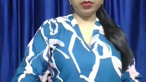 poojalady online show from May 9, 3:40 pm