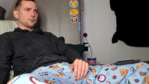 Kyle online show from October 6, 9:43 pm