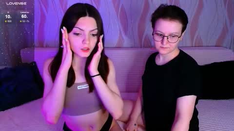 Ana and Tati online show from February 1, 7:11 pm