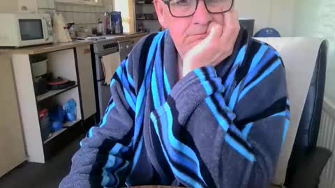 poshman65 online show from April 13, 10:08 am