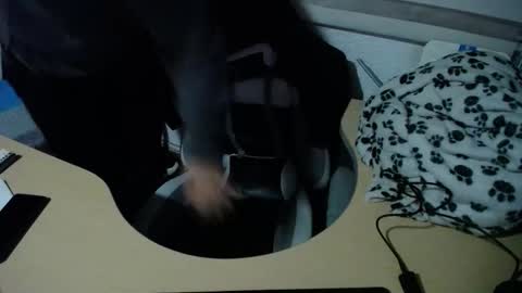 powerfulzeus2 online show from October 28, 2:45 am