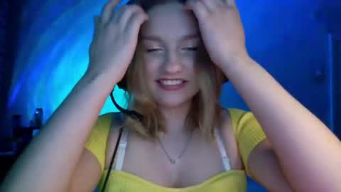 pr_in_cess_ online show from June 20, 9:43 pm