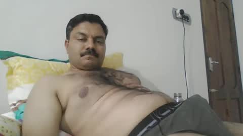 pradeep99107849 online show from September 15, 6:31 pm