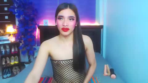 Snapshot of preciosa_banks69 chatting on March 4, 2:53 pm preciosa_banks69 online show from March 4, 2:53 pm